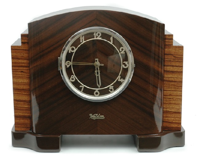 Appraisal: Weldon Radio Clock circa late s brown wood case with