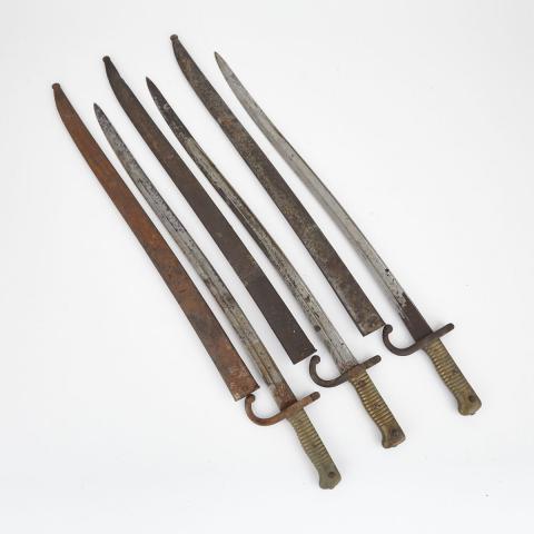 Appraisal: Three French Model ChassepotYataghan Sword Bayonets th early th century