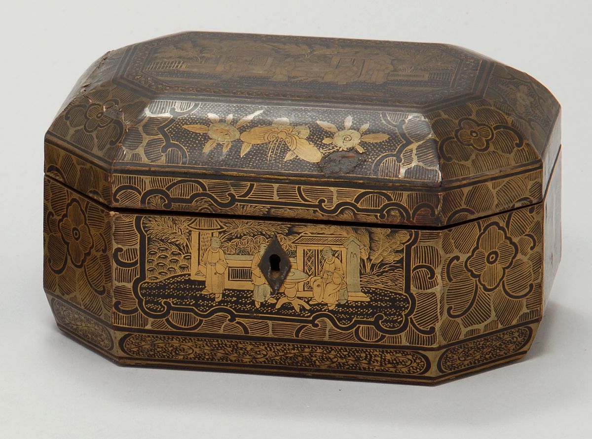 Appraisal: CHINESE EXPORT LACQUER TEA CADDY With gilt figural decoration on