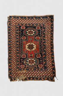 Appraisal: SHIRVAN KEYHOLE RUG Caucasus ca SHIRVAN KEYHOLE RUG Caucasus ca