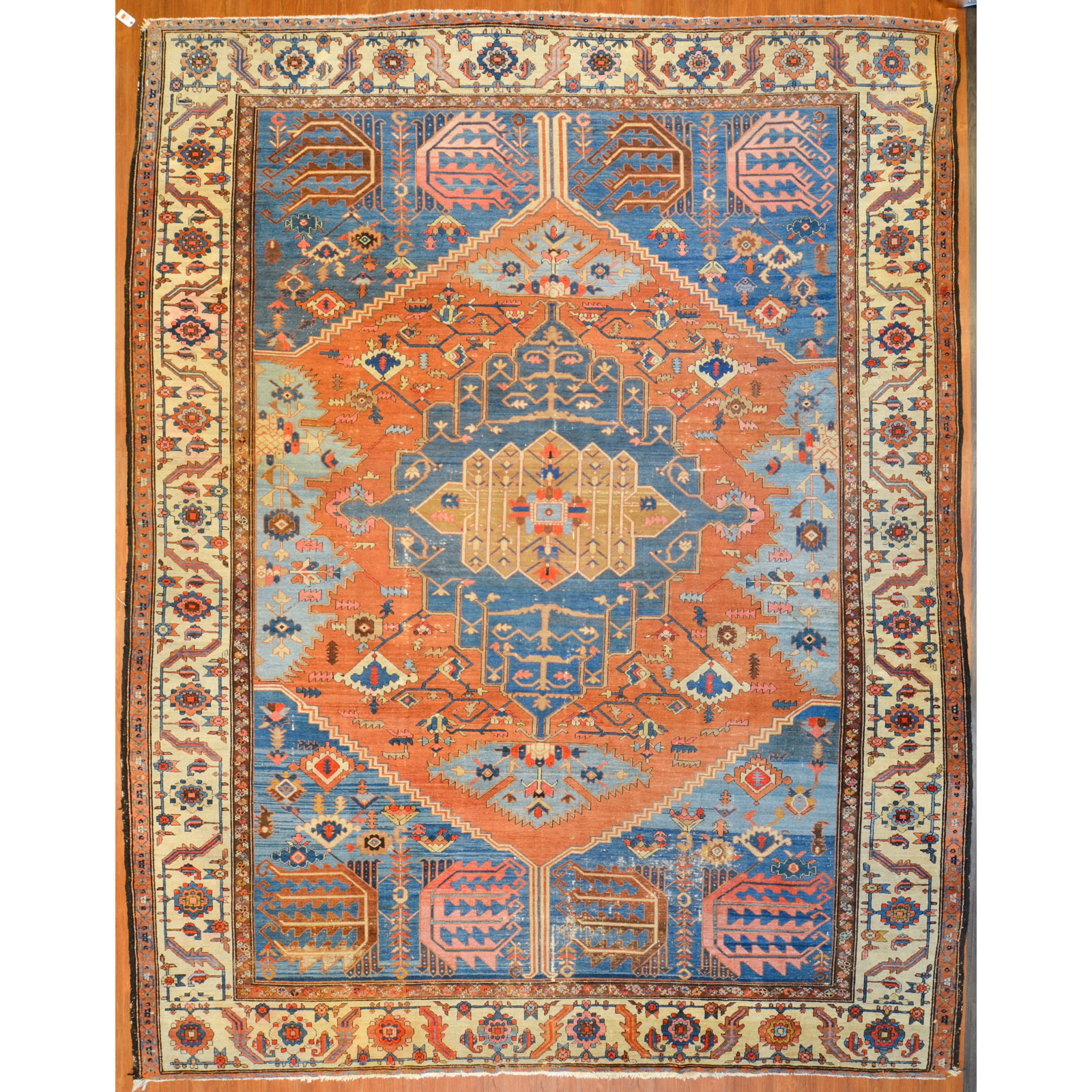 Appraisal: ANTIQUE SERAPI CARPET PERSIA X Fourth quarter- th century hand-knotted