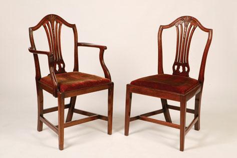 Appraisal: A SET OF EIGHT MAHOGANY HEPPLEWHITE STYLE DINING CHAIRS the