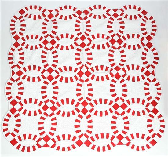 Appraisal: PIECED QUILT Circle variant in red and white with scalloped