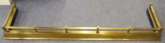 Appraisal: A brass fender cm wide