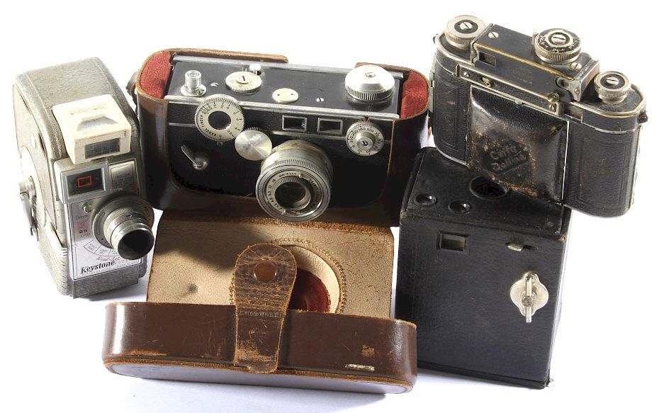 Appraisal: Vintage Camera Collection - Kodak Certo Argus In this lot