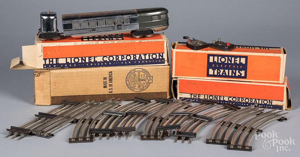 Appraisal: Lionel four-piece O gauge e train set Lionel four-piece O