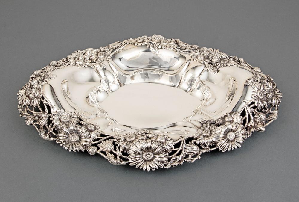 Appraisal: American Art Nouveau Sterling Silver Daisy Motif Bread Tray l