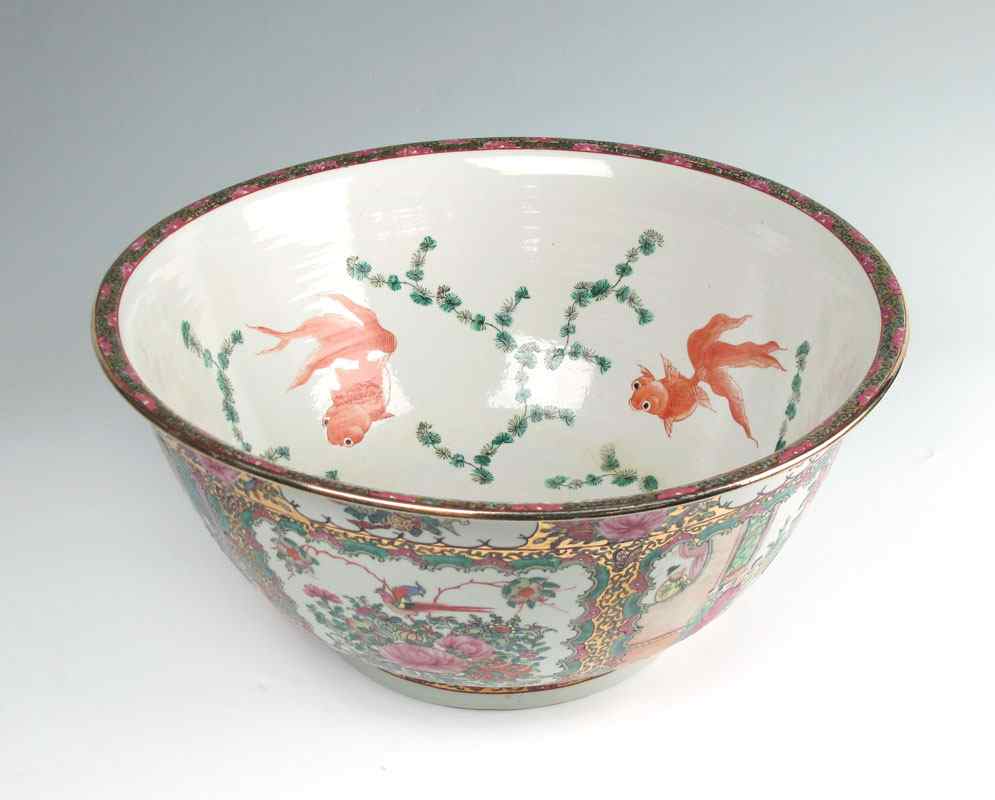 Appraisal: LARGE CHINESE ROSE MEDALLION BASIN BOWL Approx '' dia x