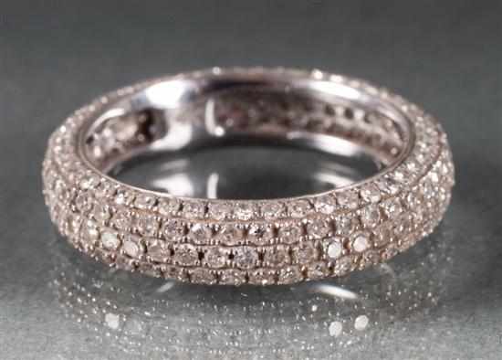 Appraisal: K white gold and pav set diamond ring size Estimate