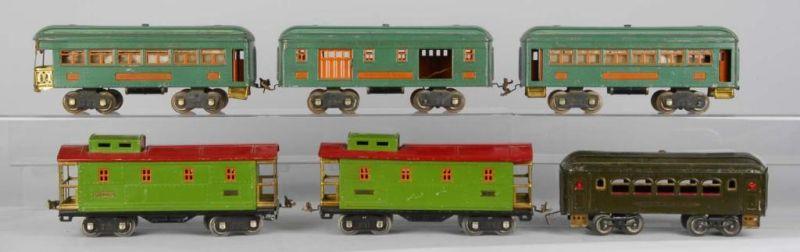 Appraisal: Lot of Lionel Standard Gauge Train Cars Description Includes two