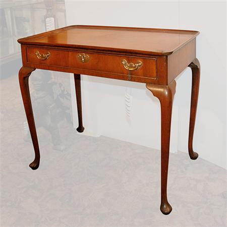 Appraisal: Kittinger Colonial Williamsburg Reproduction Mahogany Tray Top Side Table Estimate