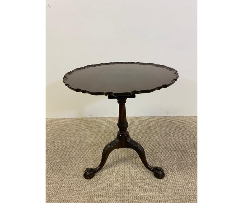 Appraisal: Chippendale style mahogany pie crust tea table th c h