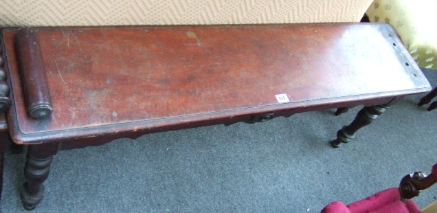 Appraisal: An early Victorian mahogany hall bench cm wide