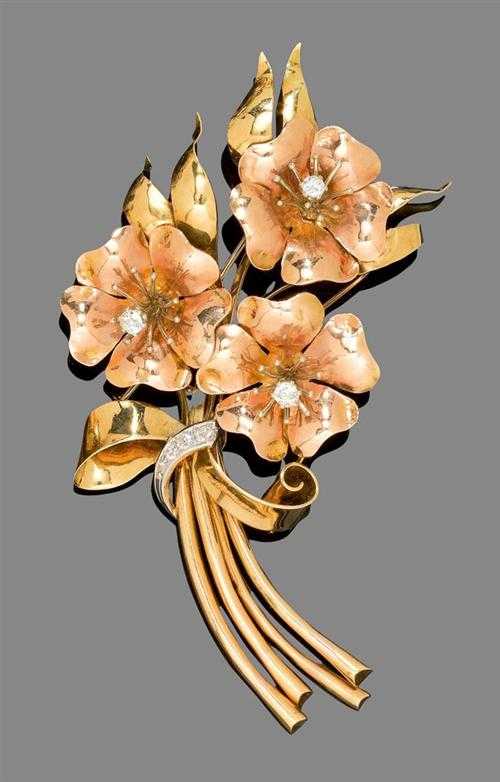 Appraisal: GOLD AND DIAMOND BROOCH ca Yellow and pink gold Very