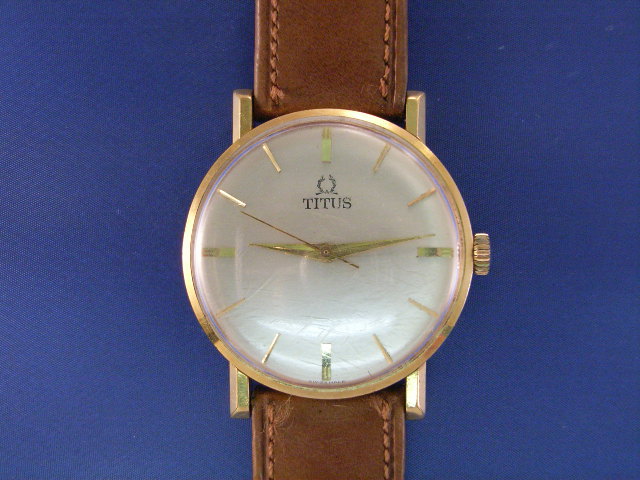 Appraisal: A Titus gentleman's ct gold automatic jewel wristwatch with a