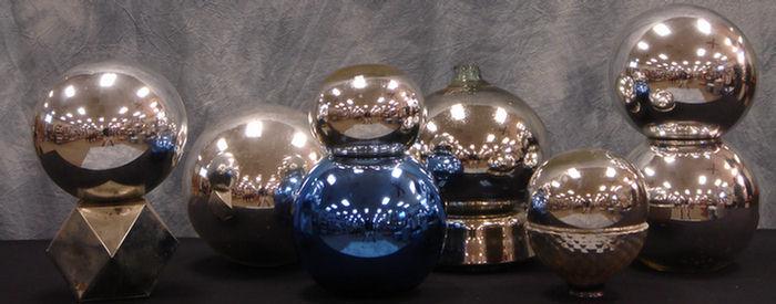 Appraisal: silvered or mercury glass ball ornaments to d Estimate -