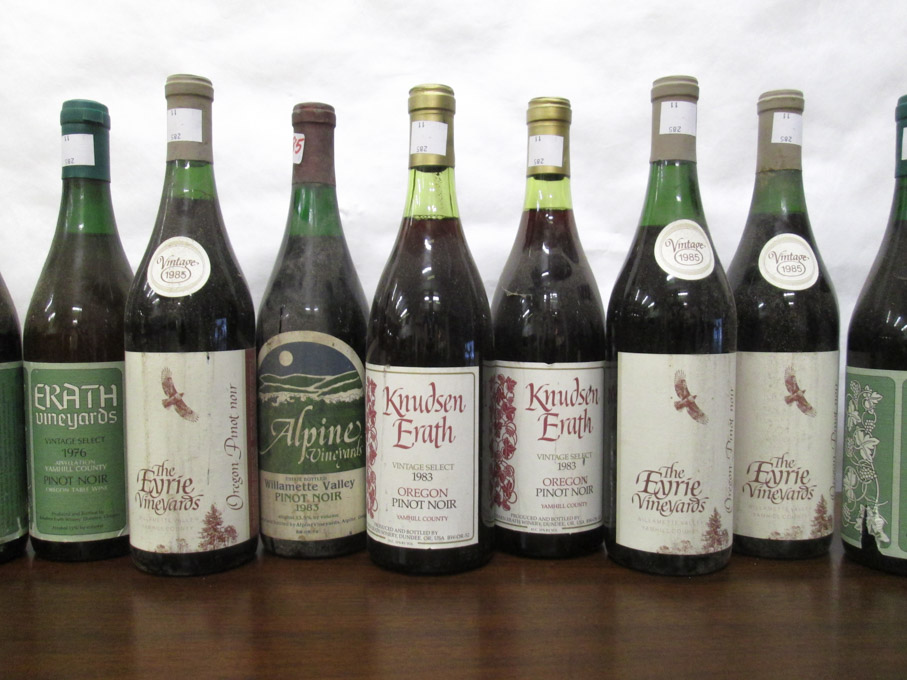 Appraisal: ELEVEN BOTTLES OF VINTAGE OREGON PINOT NOIR WINE Alpine Vineyard