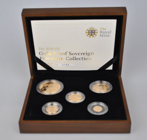 Appraisal: A boxed Royal Mint Gold Proof sovereign five-coin collection -