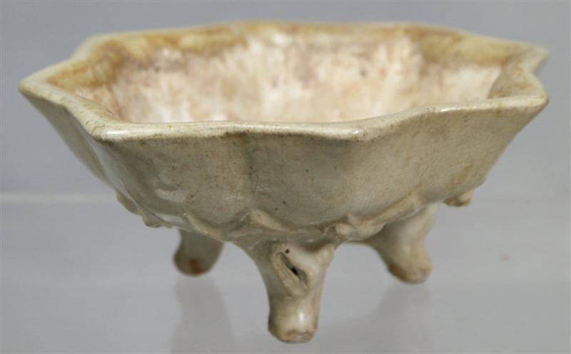 Appraisal: th c earlier Chinese pale celadon stoneware bowl tripod foot