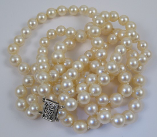 Appraisal: PRINCESS LENGTH PEARL NECKLACE strung with well matched pearls and