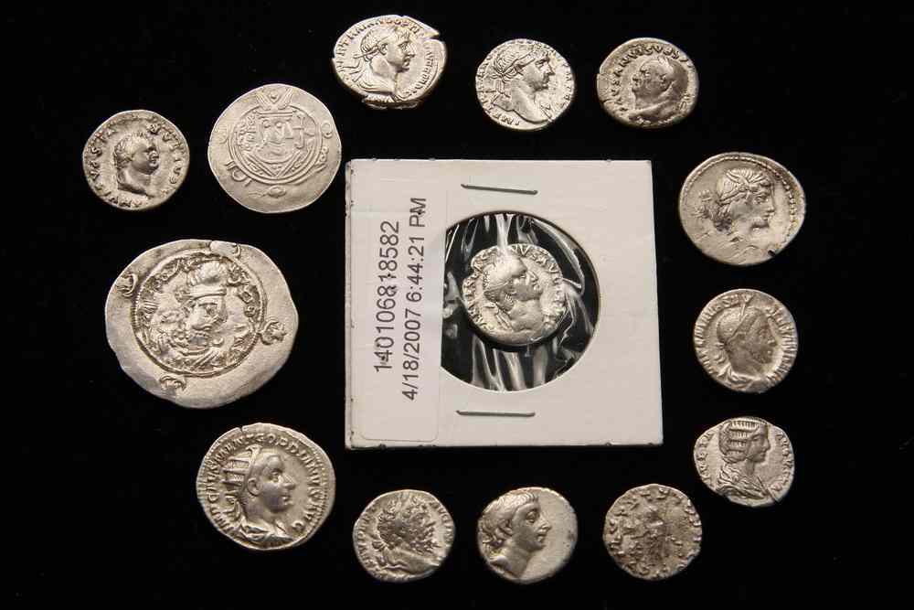 Appraisal: COINS - Lot of ancient Roman silver coins including Denarius