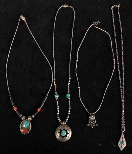 Appraisal: Lot of Native American Indian Necklaces Description All with pendants