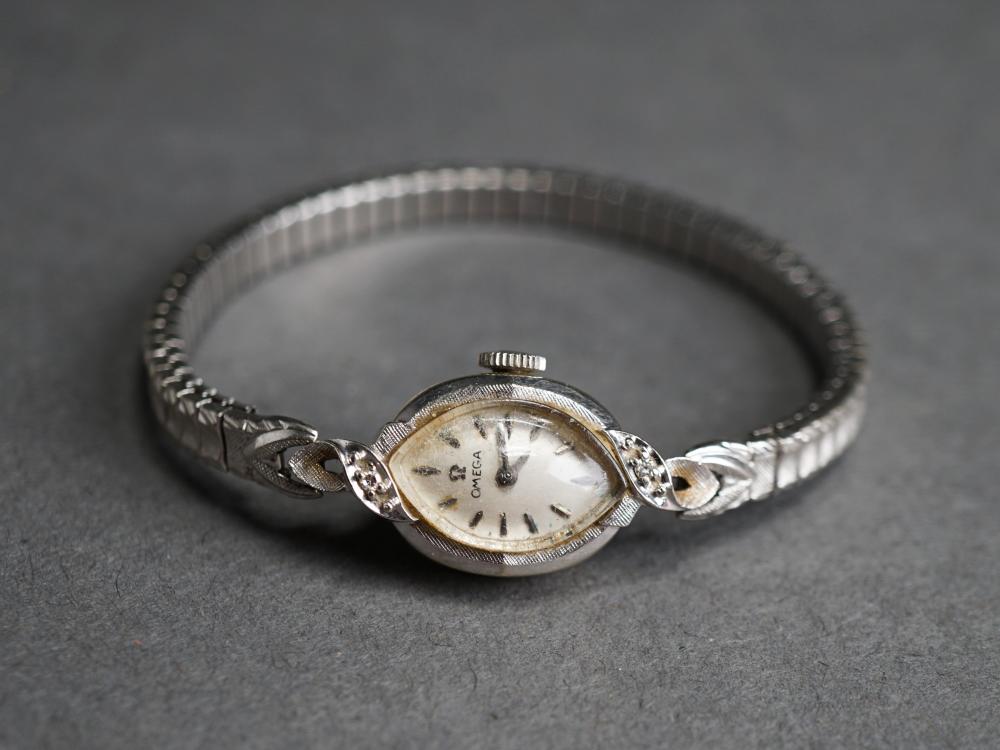 Appraisal: Ladies' Omega -Karat White-Gold Case and Diamond Manual Wind Wristwatch