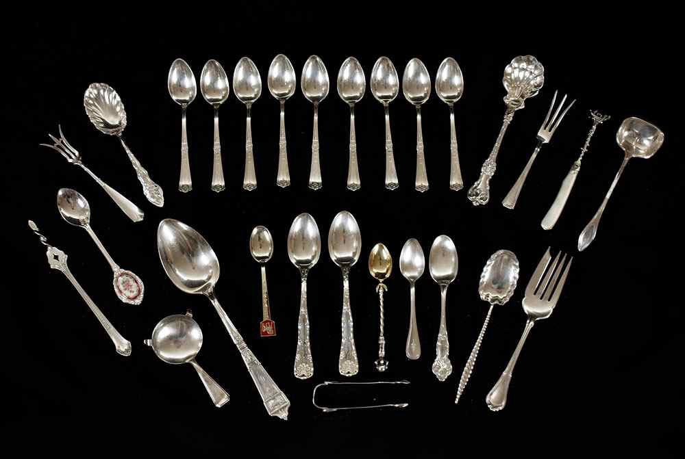 Appraisal: PIECE ESTATE STERLING FLATWARE Approx piece highlights to include Tiffany