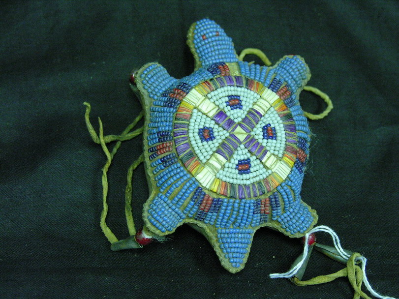 Appraisal: NATIVE AMERICAN BEAD AND QUILL WORK TURTLE AMULET FETISH Wheel