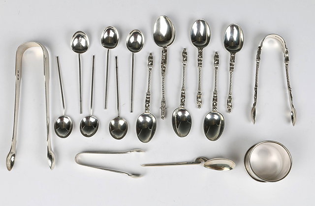 Appraisal: A COLLECTION OF SILVER TO INCLUDE five apostle spoons with