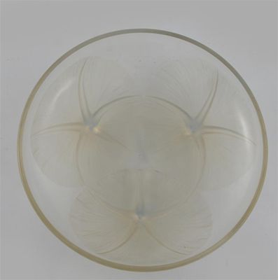 Appraisal: Lys' no a Lalique opalescent glass bowl designed by Rene