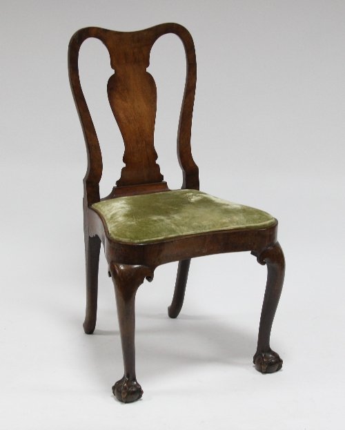 Appraisal: A George I walnut chair with vase shaped splat and