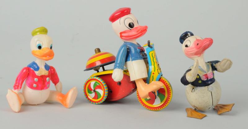 Appraisal: Lot Of Walt Disney Celluloid Toys The Marx wind-up Donald