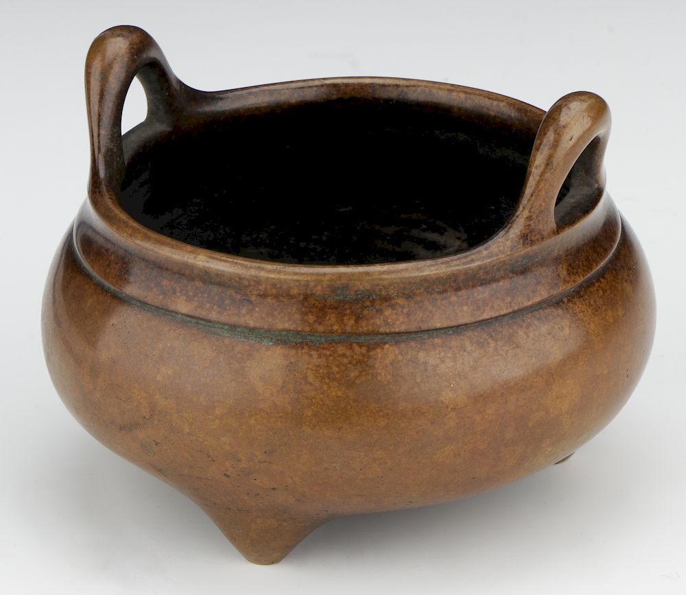 Appraisal: Chinese Bronze Censer Chinese Bronze Two Handled Censer with mark