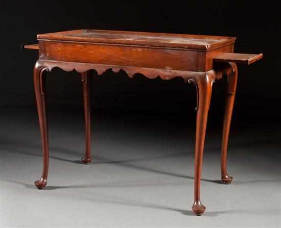 Appraisal: Kittinger Queen Anne style mahogany tea table th century with