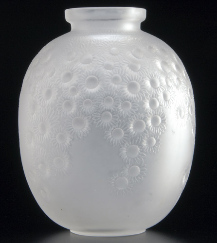 Appraisal: R LALIQUE Vase Marguerites clear and frosted c M p