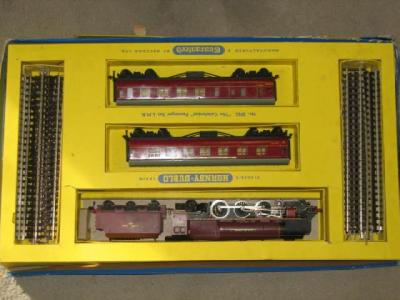 Appraisal: A Hornby Dublo train set No with City of London