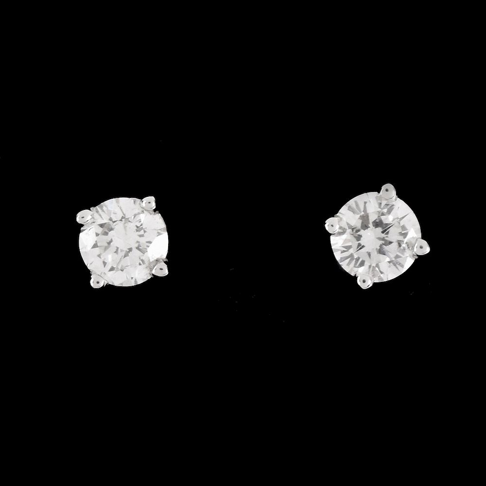 Appraisal: ct TW Diamond and K Stud Earrings Vintage Approx Carat