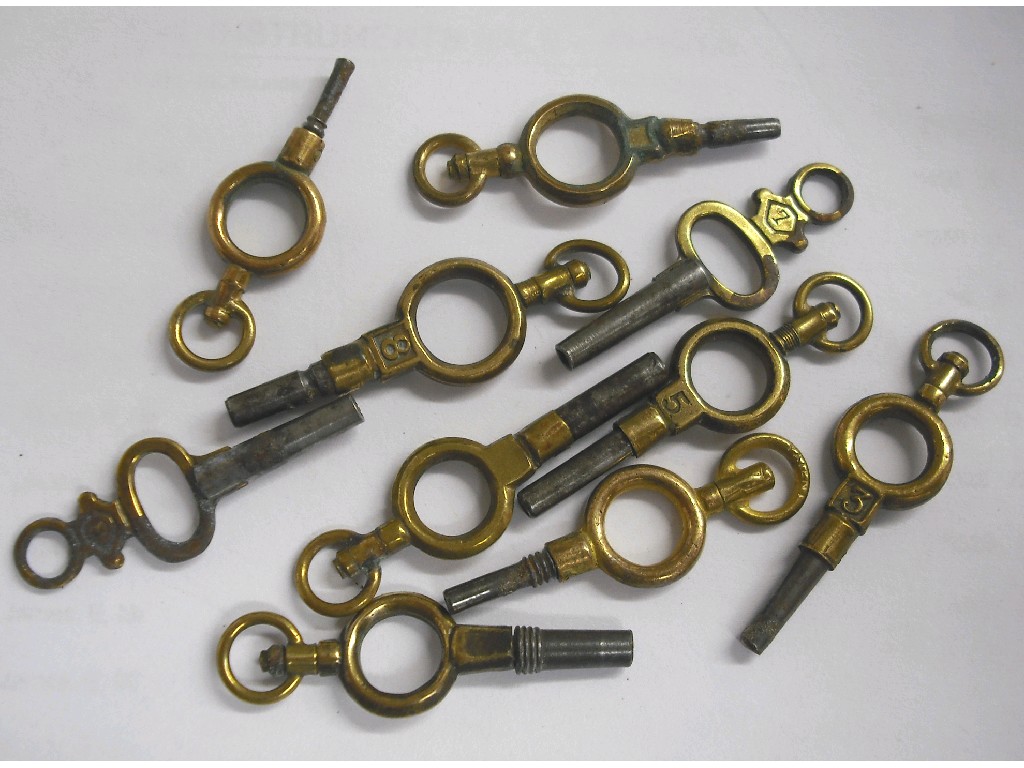 Appraisal: Ten similar loop design gilt pocket watch keys sizes -