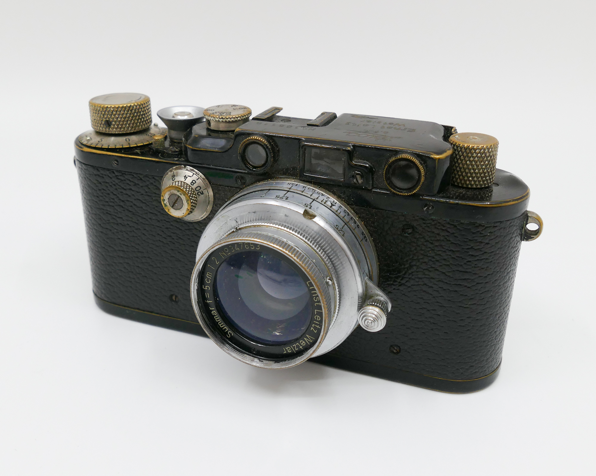 Appraisal: Leica III Black mm Rangefinder Camera Serial c with Summar