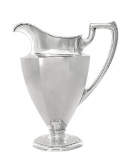 Appraisal: An American Silver Water Pitcher International Silver Co Meriden CT