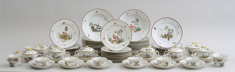 Appraisal: MEISSEN PORCELAIN FIFTY-THREE-PIECE PART DINNER SERVICE With underglaze crossed swords