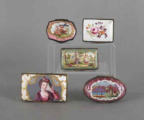 Appraisal: Five Continental enameled snuff boxes th c largest - h