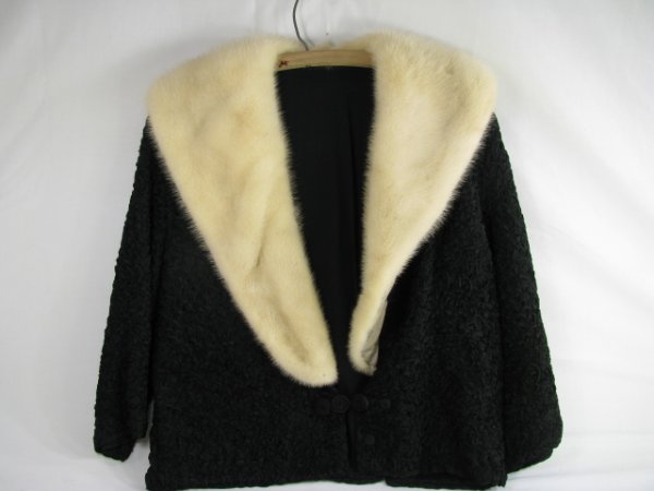 Appraisal: Vintage black ribbon jacket with detachable blonde mink collar Measure