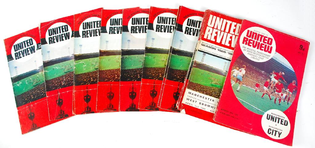 Appraisal: MANCHESTER UNITED HOME PROGRAMMES - - -