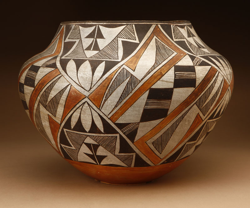 Appraisal: A Native American Acoma pottery olla-form jar A Native American