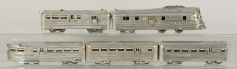 Appraisal: American Flyer No Streamline Train Set Description American Pre-war O-gauge