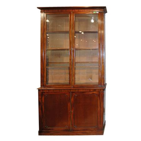 Appraisal: George III Style Mahogany Bookcase Estimate nbsp nbsp nbsp -