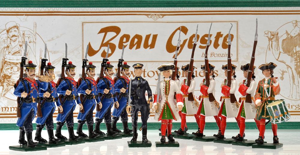 Appraisal: TWO BEAU GESTE ARGENTINA BOXED SETS OF TOY SOLDIERS INCLUDING