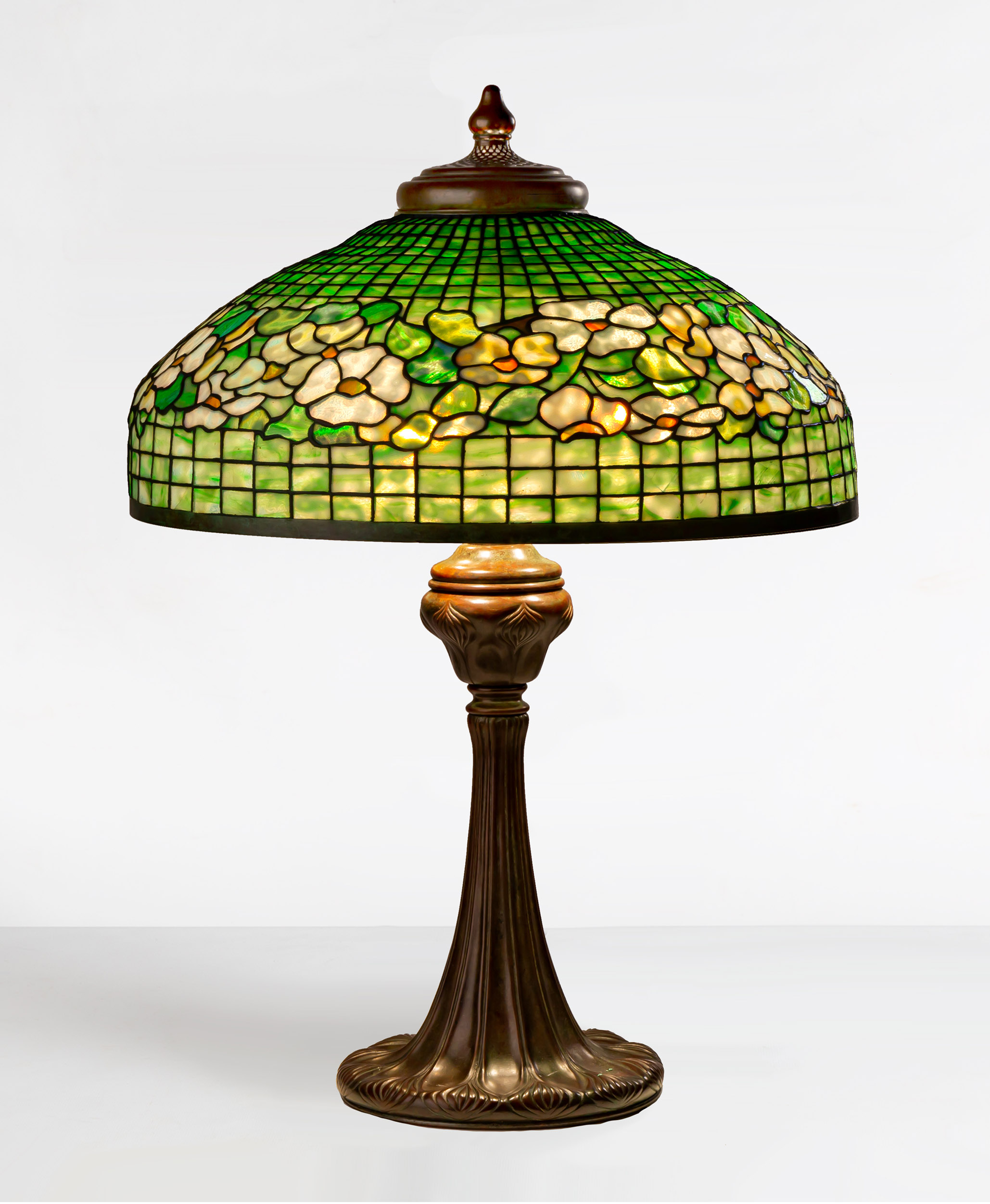 Appraisal: TIFFANY STUDIOS NEW YORK BANDED DOGWOOD TABLE LAMP circa Leaded